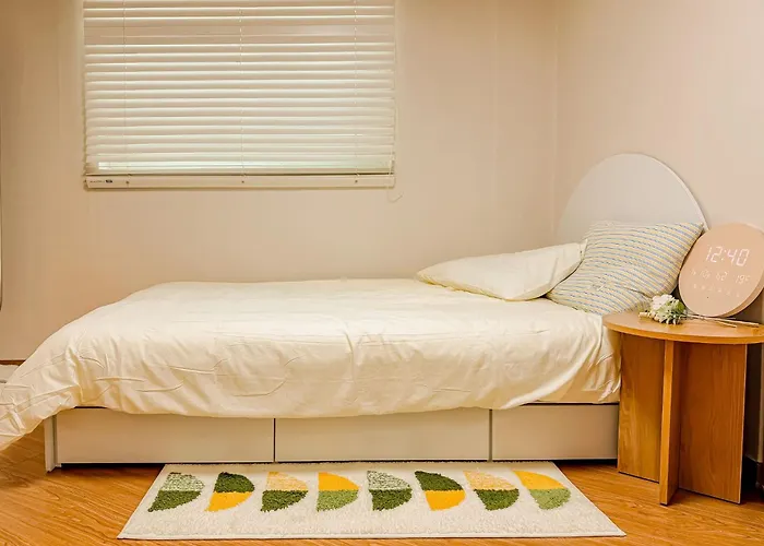 34fully Furnished In The Heart Of Hongdae, 15 Minutes From Itaewon, Solo Travel 公寓 *